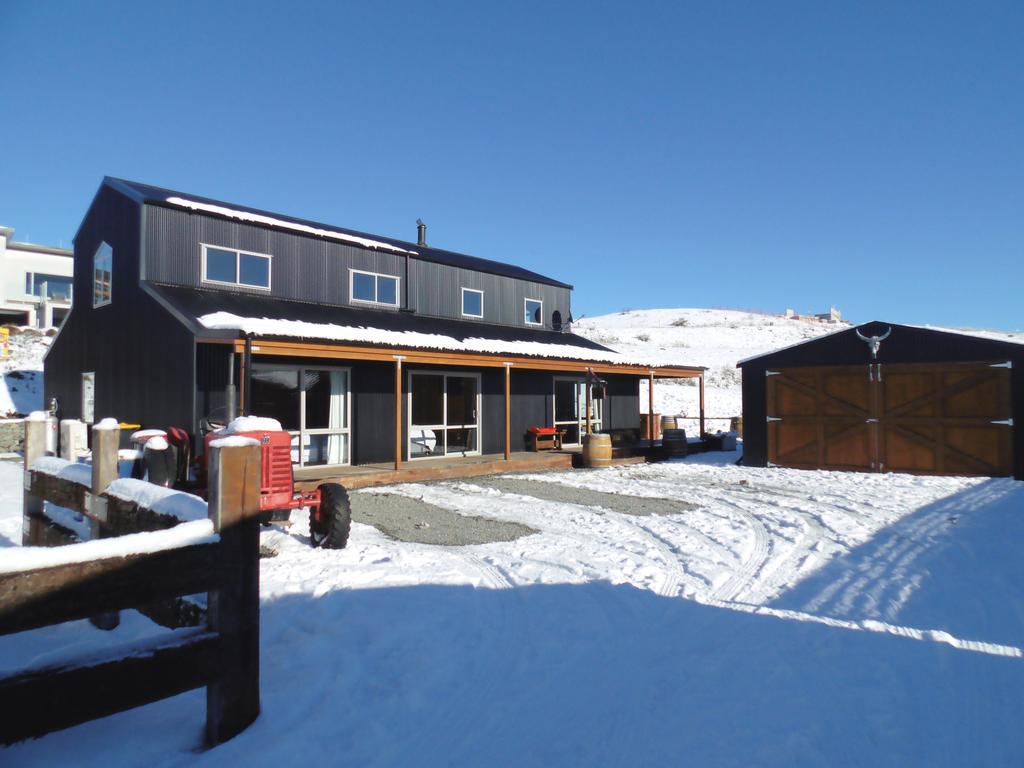Tractor Shed Villa Lake Tekapo Exterior photo